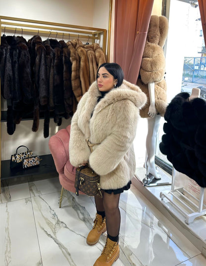 Volpe BEIGE sciallata🤎